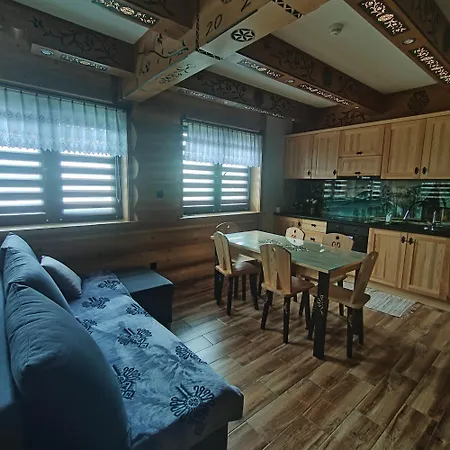 Osada Za Torem 公寓 *